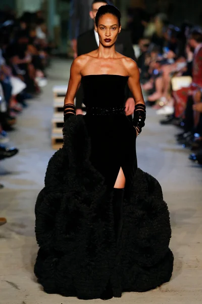 Look 34
